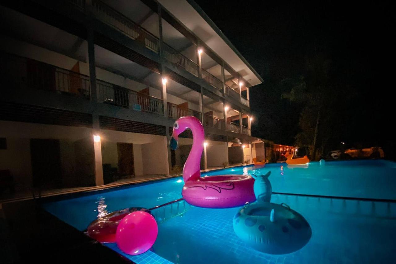 Chanpailin Omarzaa Krabi town Екстериор снимка